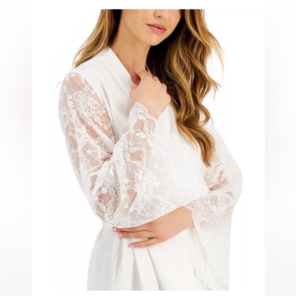White Robe - Bridal - Picture 3 of 3